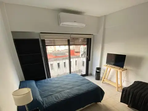 Sarmiento 1800, Piso 5