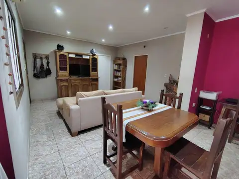 VENTA-CASA-5- AMBIENTES-ALEJANDRO KORN-APTO CREDITO-SE EVALUA PERMUTA-FINANCIACIÓN PRIVADA