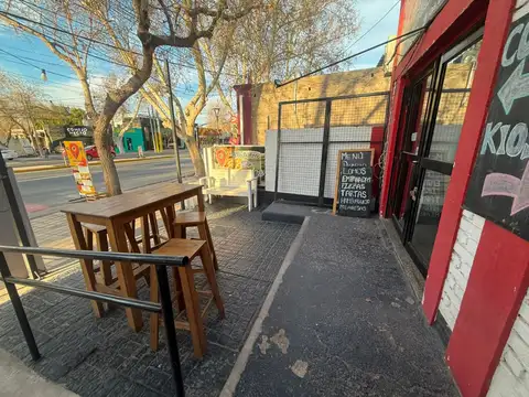 AV. LIBERTADOR (OESTE) 2300