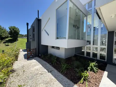 Casa en Venta al Oeste