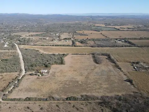 CAMPO EN VENTA  1 y 1/2 hectarea Jose de la Quintana