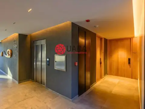 Departamento en Venta en Cerro De Las Rosas, USD 460.000