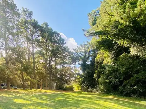 VENTA CASA QUINTA PILETA UNCAS AMPLIO LOTE TANDIL