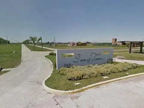 Terreno - Funes Town - Jardin - Lote - Cercado - Escriturado