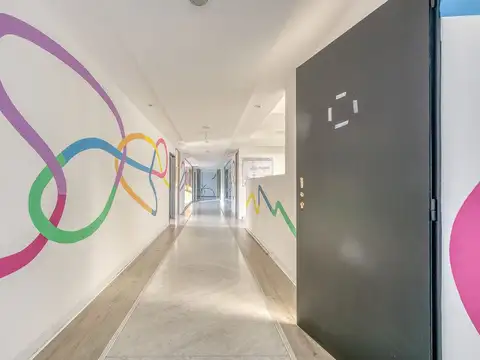 Oficina en Alquiler con 2 cocheras