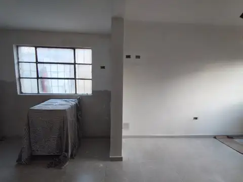 Depto Tipo Casa en Venta de 1 dormitorio