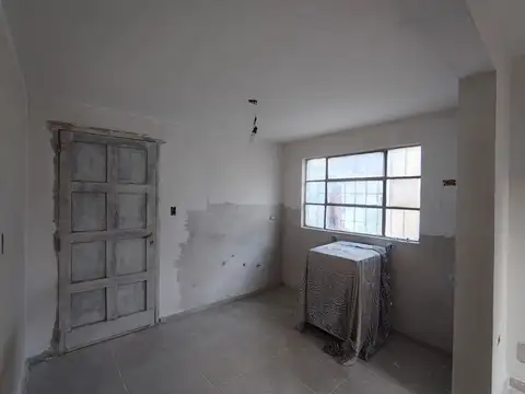 Depto Tipo Casa en Venta de 2 ambientes