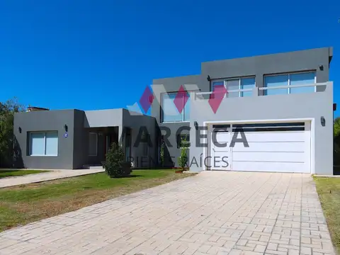 Casa en Venta en Neuquen, USD 550.000