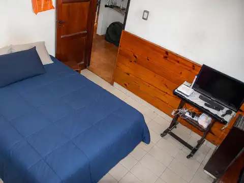CASA EN VENTA EN CARLOS SPEGAZZINI