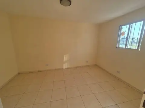 VENTA PH 2 AMB (6) CON COCHERA  EN GARIN