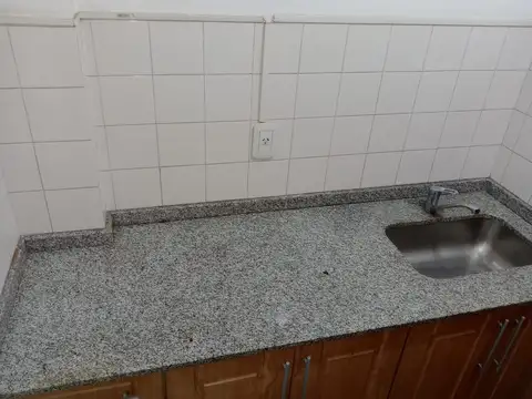 Local en Alquiler en Liniers, $ 1.200.000