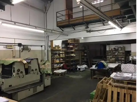 Excelente Galpón Industrial