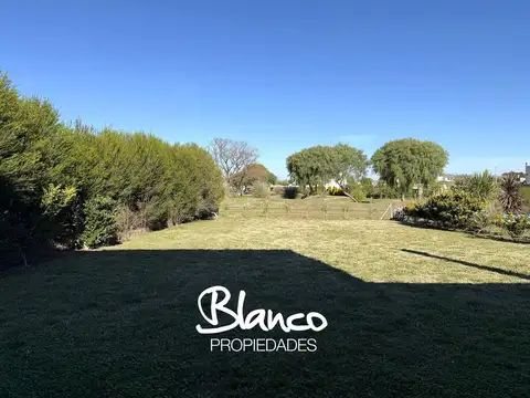 Casa en Venta en Pilar del Este - San Ramiro, USD 195.000