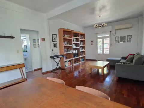 Depto Tipo Casa en Venta 40 años