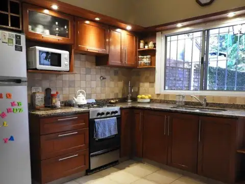 Casa 3 ambientes con 3 baños