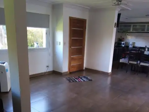 VENTA GRAN PROPIEDAD 5 AMBIENTES EN ACANTILADOS