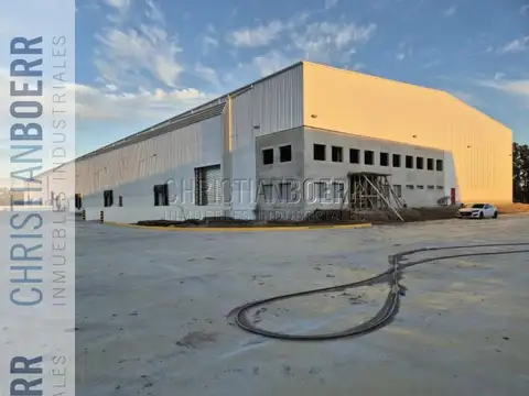 ZARATE - CENTRO DISTRIBUCION 8.800M CUB EN COMPLEJO LOGISTIC