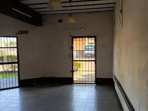 Local en Alquiler en Posadas, $ 450.000