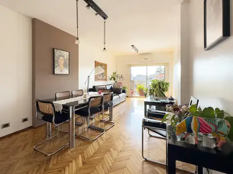 Venta departamento 3 ambientes con dependencia