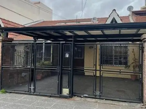 Casa en venta 4 ambt. - Merlo centro