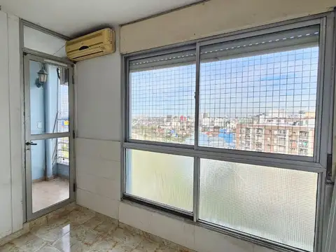 VENTA 2 amb La Boca piso alto Balcón Luminoso