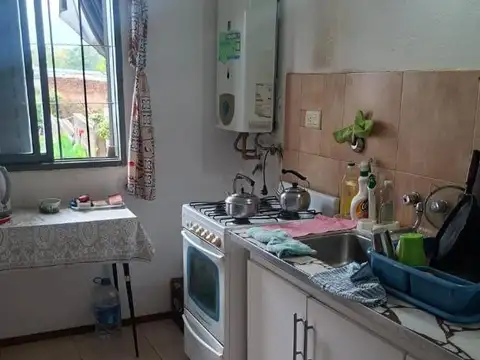 VENDO O PERMUTO CASA EN CALLE RONDEAU