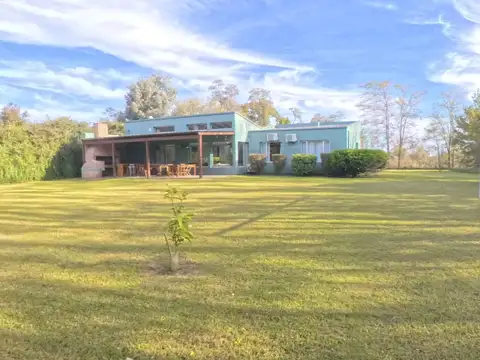 Quinta en Venta con 1 cochera