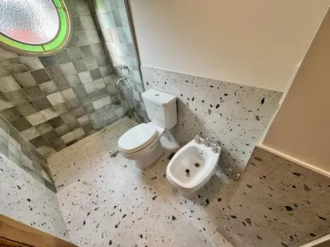 VENTA - Casa 3 Dormitorios, a estrenar con parrillero, patio y pileta en Rosario