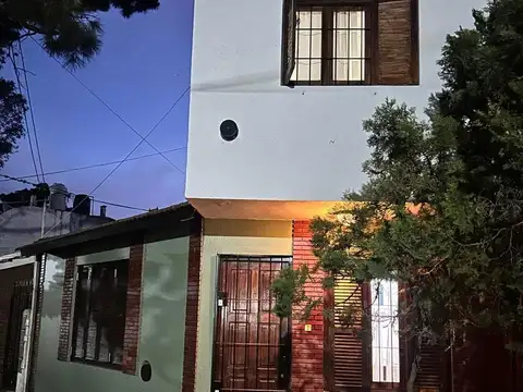 Dúplex en venta - 3 Dormitorios 2 Baños - 78Mts2 - San Bernardo del Tuyú