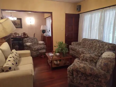 Hipolito Bouchard 2200