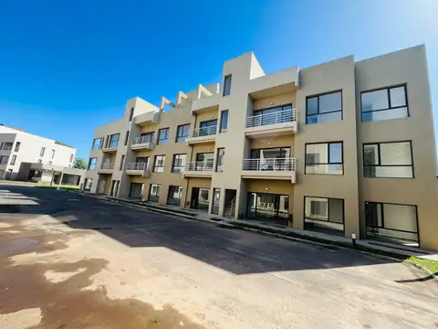 Departamento en Alquiler en Los Polvorines, $ 610.000