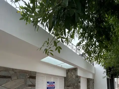 9 de julio 700
