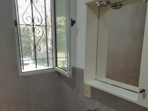 Casa  Americana sobre Lote 10x30