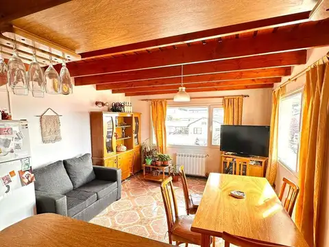 Departamento en  Albarracin y Elordi con Vista al Lago.