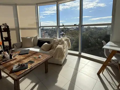 Departamento en Venta de 2 ambientes. Con cochera. Pleno Centro Campana