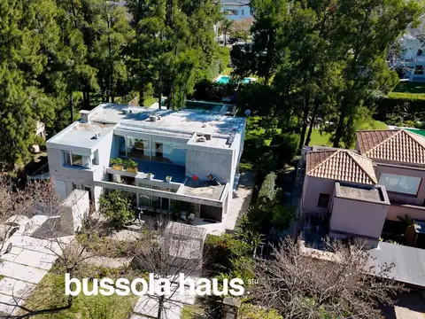 Casa en Venta en El Encuentro, USD 1.000.000