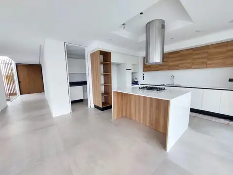 VENTA Casa 3 dormitorios Funes Barrio Cerrado Vida