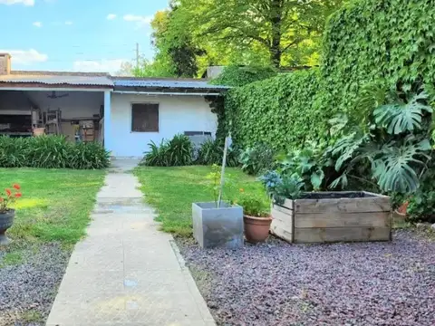 Casa en venta - 2 Dormitorios 1 Baño - Cochera - 276Mts2 - Pilar