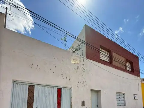 Oportunidad de inversion propiedad centrica a refaccionar