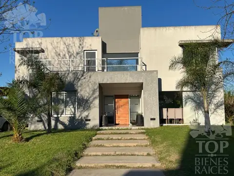 Casa en El Canton Islas 