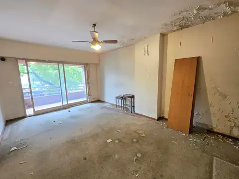 Departamento en Venta en Vicente López Vías / Maipú, USD 165.000