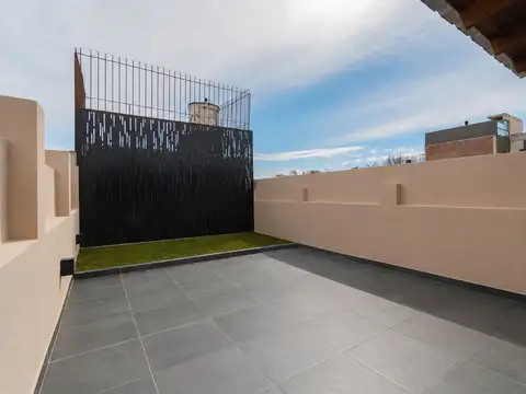 PH EN VENTA EN CABALLITO, 3 AMBIENTES REFACCIONADO