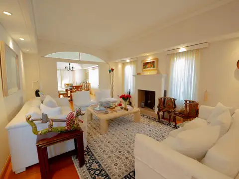 Casa en Venta de 5 dormitorios