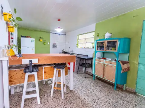Casa 3 ambientes con 1 baño