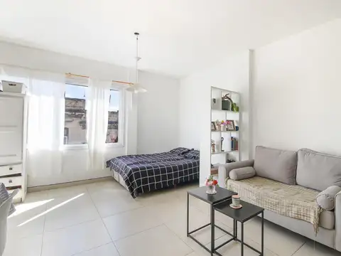 Venta Monoambiente en Parque Patricios/ Constitución