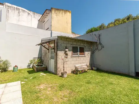 VENTA CASA 4 AMBIENTES EN EL PALOMAR - LOTE 350 M2