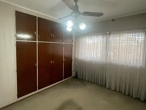 CASA A LA VENTA EN ITUZAINGO NORTE