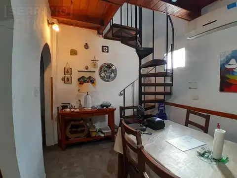 Casa 6 ambientes con 1 baño