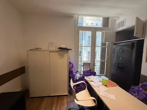 Oficina en Alquiler en San Nicolás, USD 1.250