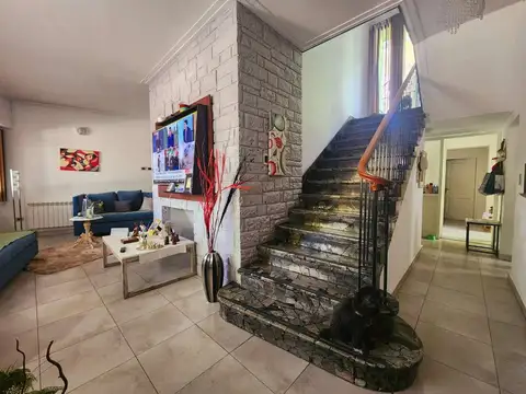 Nicolás Avellaneda 100